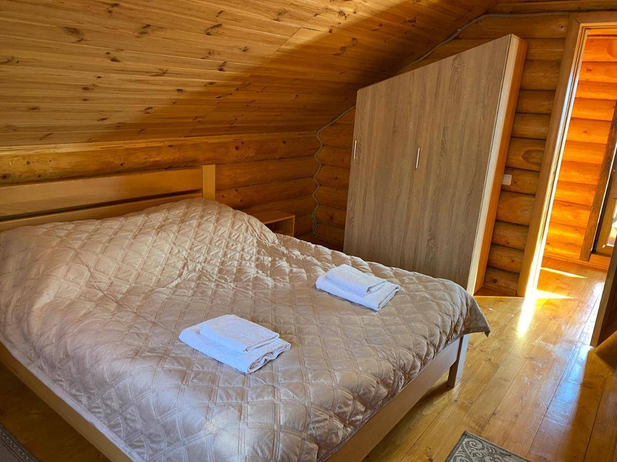 Smerekovyi Dvir Polyana  Bagian luar foto
