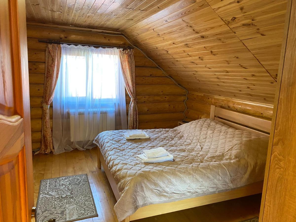 Smerekovyi Dvir Polyana  Bagian luar foto