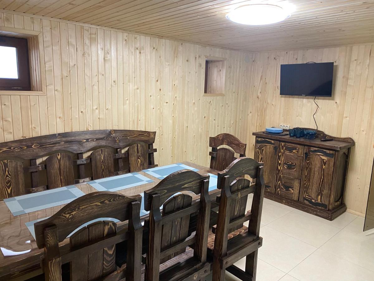 Smerekovyi Dvir Polyana  Bagian luar foto