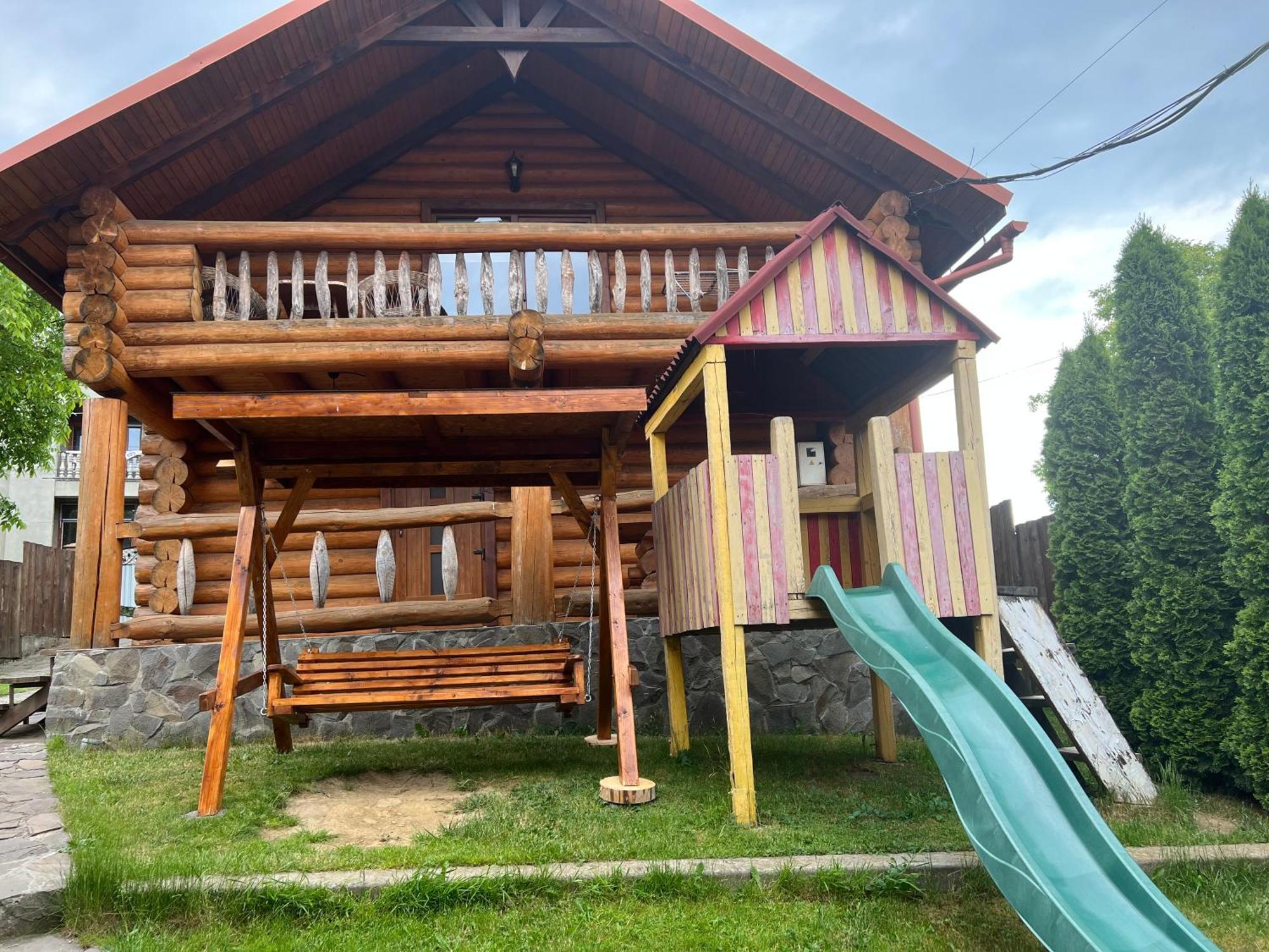 Smerekovyi Dvir Polyana  Bagian luar foto