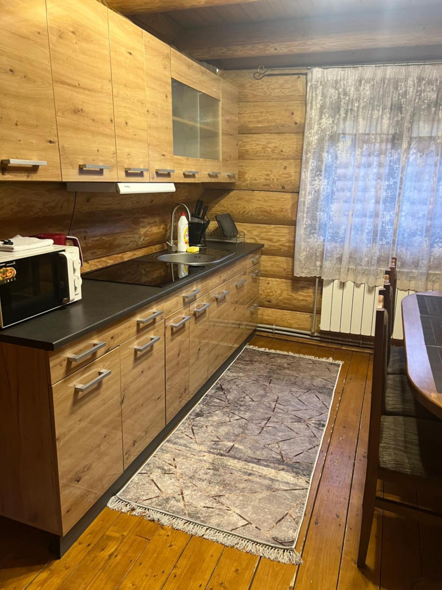 Smerekovyi Dvir Polyana  Bagian luar foto
