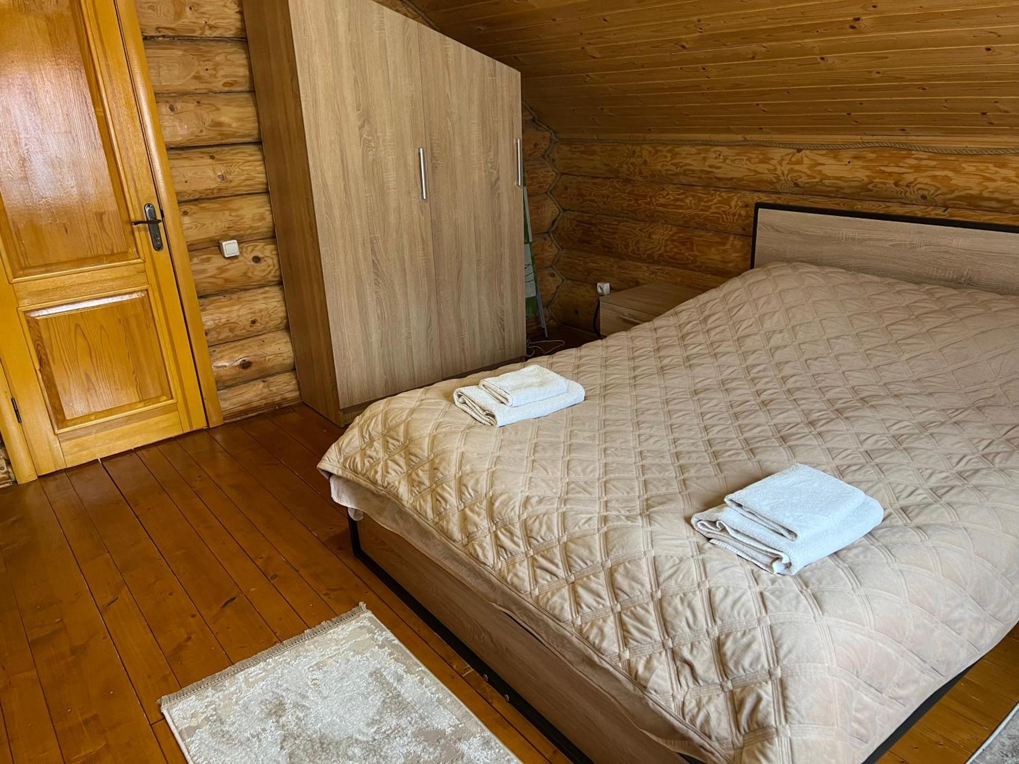 Smerekovyi Dvir Polyana  Bagian luar foto