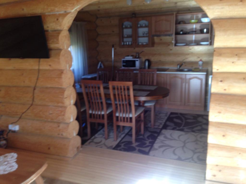 Smerekovyi Dvir Polyana  Ruang foto